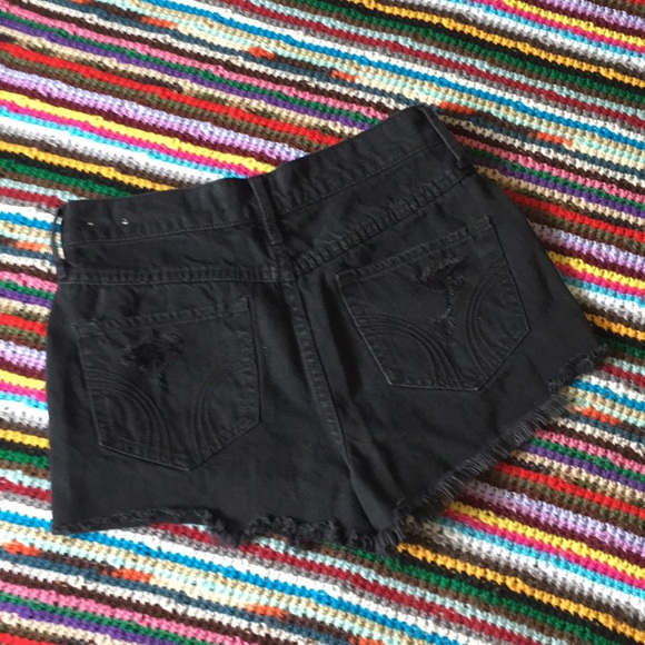 Hollister black distressed jean shorts - Picture 2 of 3